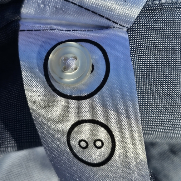 UNTUCKit Wrinkle-Free Short-Sleeve Petrus Shirt - Picture 6 of 7